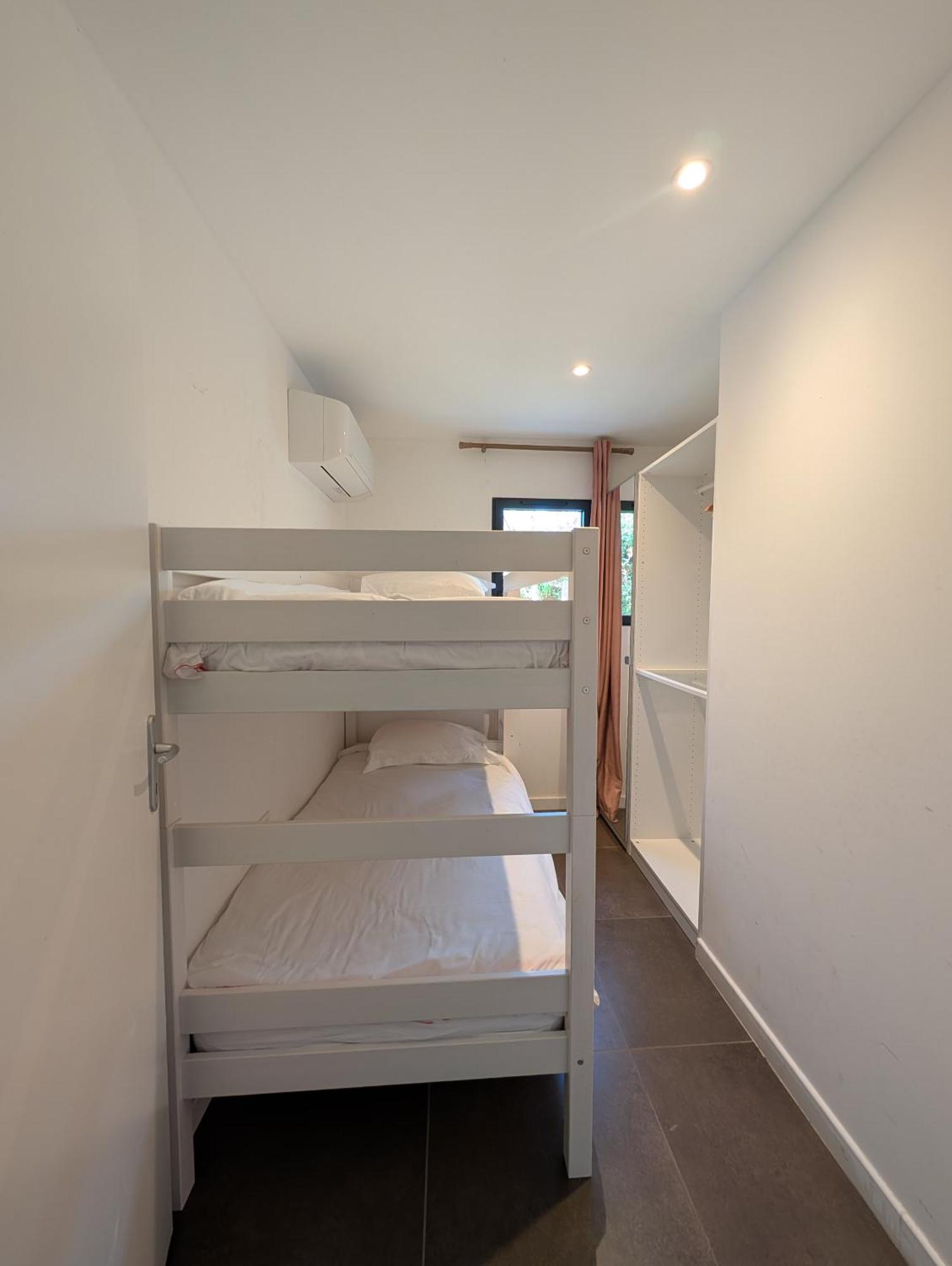 Holiday home Les Maisons De Pecheur Avec Jacuzzi Sete